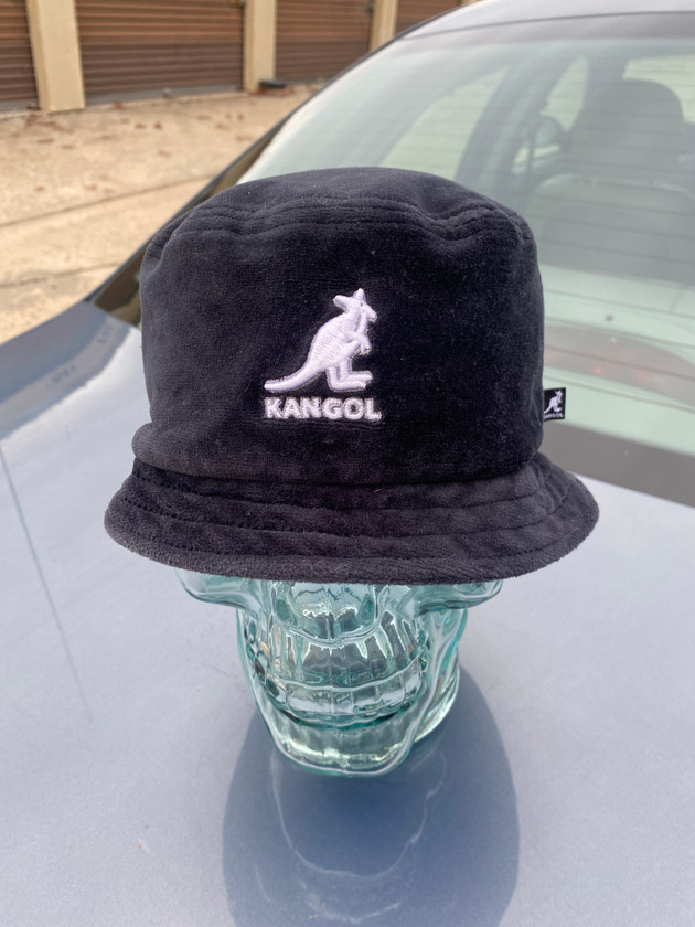 VINTAGE 90S VELVET KANGOL BUCKET HAT