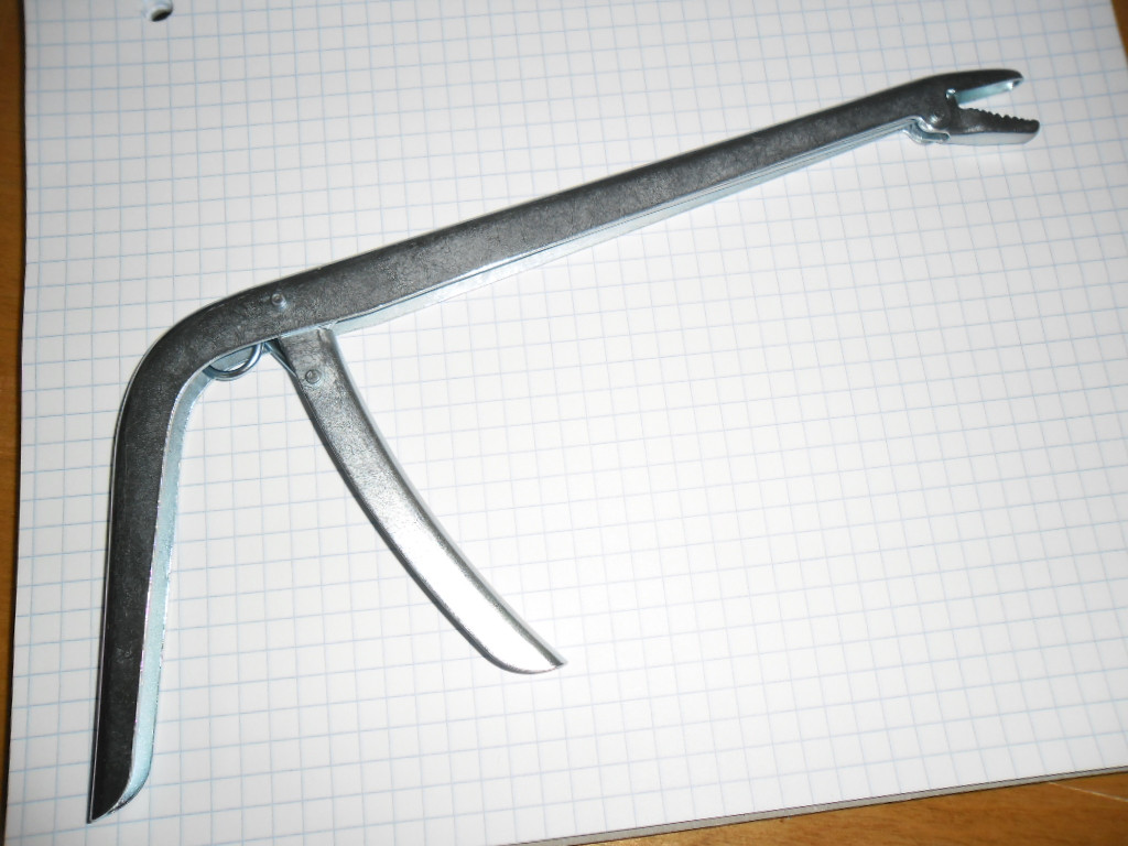 Urinal Screen Retriever / removal tool Urinal Picker