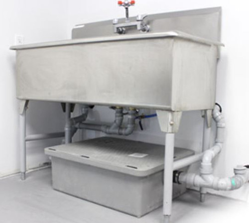 Low Boy grease trap for under compartment sink