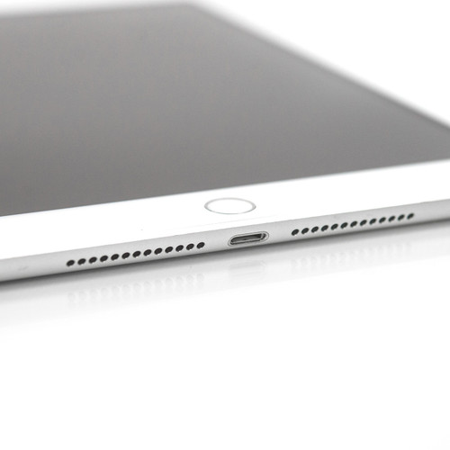 Apple iPad 5th Gen. Silver | Revive IT