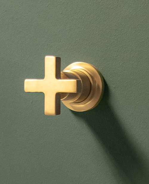 Axis 3/4inch concealed wall valve (single) scuffed brass