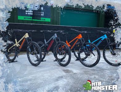 Cold as ice... Mondraker Foxy's! - MTB Monster