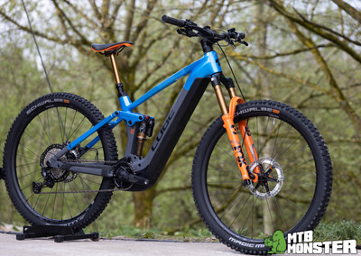 Check out that stunning colour way!... Cube Stereo Hybrid 140 Action Team! - MTB Monster