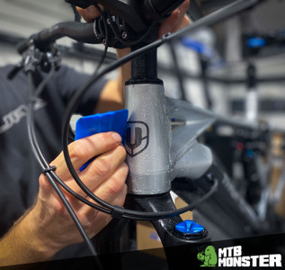 One stunning Mondraker Crafty R... getting wrapped in a fresh Invisible-frame! - MTB Monster