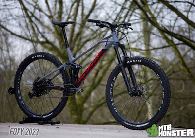 Mondraker Foxy 2023 ... built up and ready to go! - MTB Monster