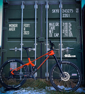 Mondraker Foxy R 2023... available in the showroom! - MTB Monster