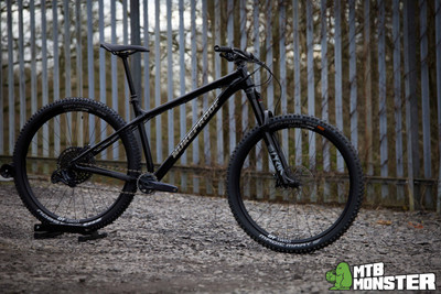 Nukeproof Scout 290 Pro.... Nukeproof's flagship hardtail!