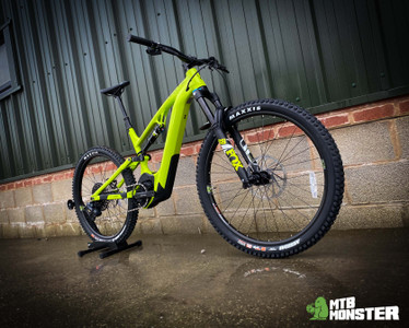 Whyte E-160 RS MX 2023... finished in a stunning Lime Green! - MTB Monster