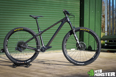 Yeti Arc C-Series C2 - sporting a fresh Invisi-frame! - MTB Monster