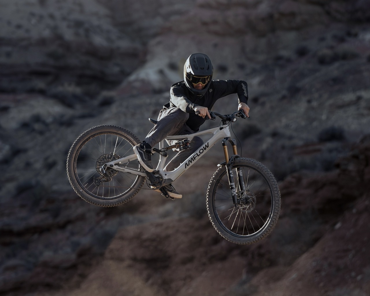 Amflow PX Carbon Pro 2026