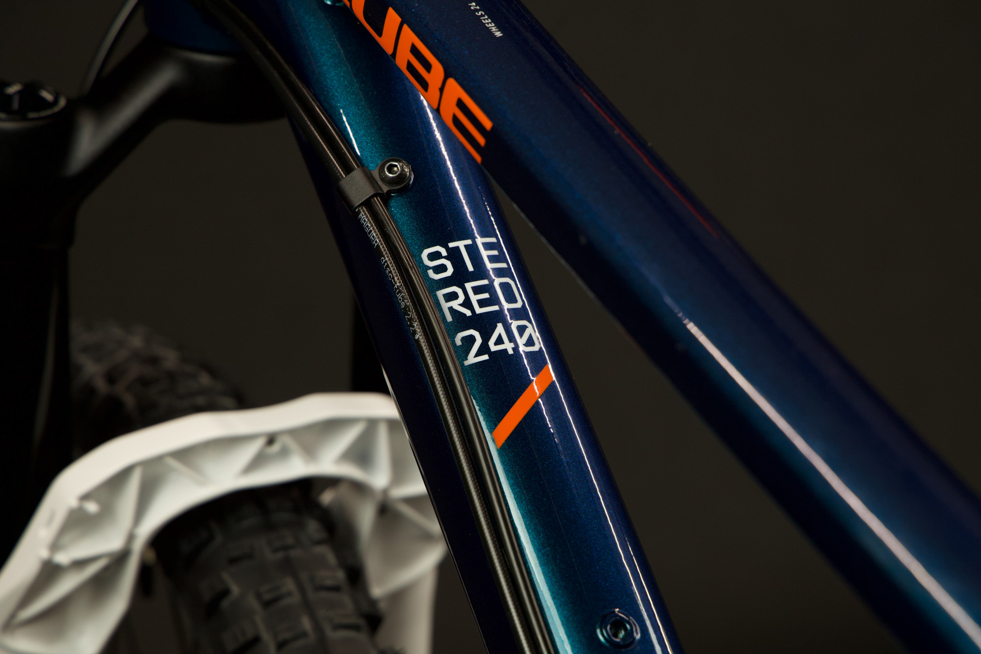 Cube Stereo 240 ONE Actionteam