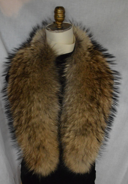 finn raccoon fur collar