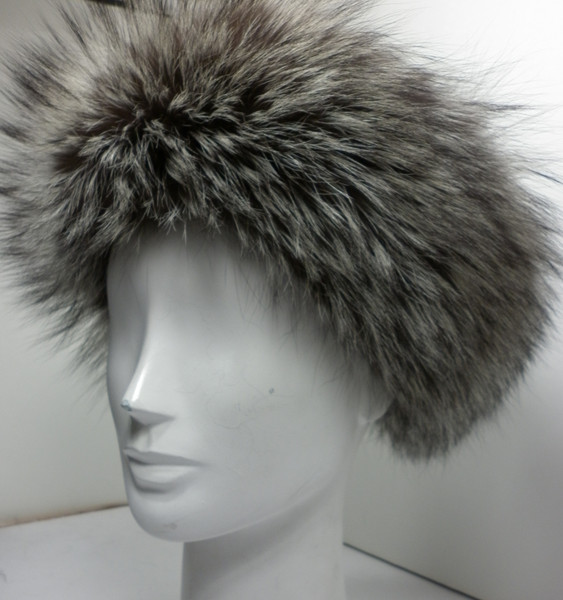 Silver fox fur collar