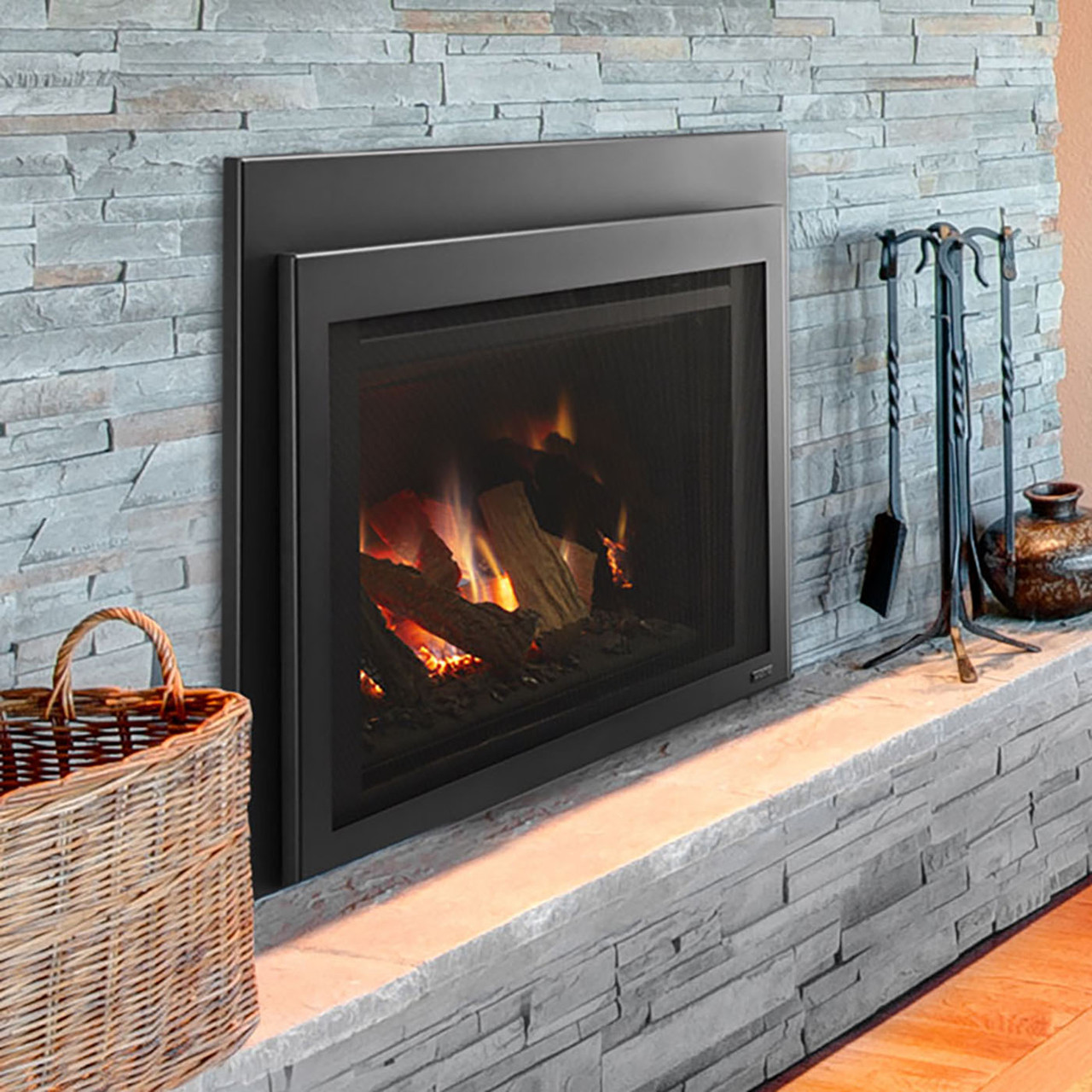 Majestic 35 Ruby Direct Vent GAS Fireplace Insert - Natural GAS