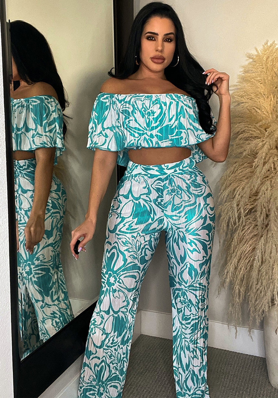 Women's Two Piece Outfits 2023 Off Shoulder Casual Crop Tops Blouse and  High Waist Palazzo Pants Set 