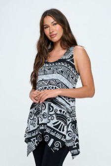 Hit Shark Bite Hem Tank​​​​​​​​​​