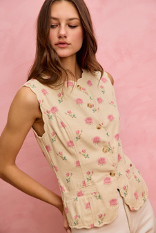 SO ME Floral Rose Cotton Twill Scallop Button Vest Top