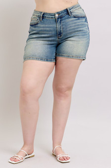 Judy Blue Plus Size V-Front Vintage Wash Shorts