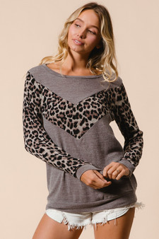 BiBi Sweater Knit Top With Leopard V Shape Block