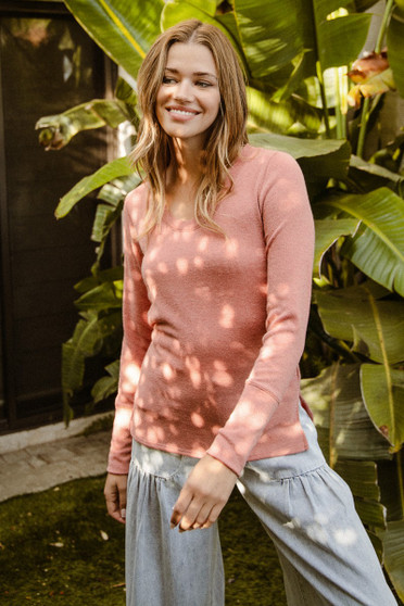 BiBi Mir Solid Raw Edge Neckline Thumb Opening Top