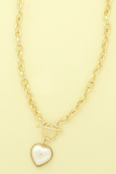 Heart Shape Pearl Pendant Necklace