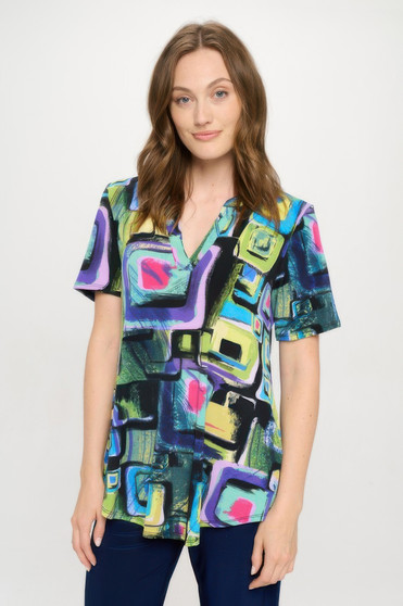 Short Sleeve V-Neck Notch Top​​