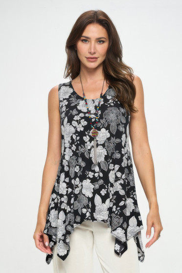 Plus Size Hit Shark Bite Hem Tank​​