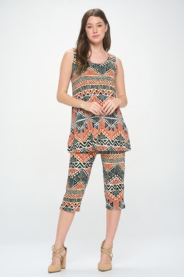Round Neck Tank Top And Capri Pants Set
