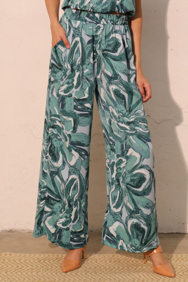 Chasing Petals Pocket Pants
