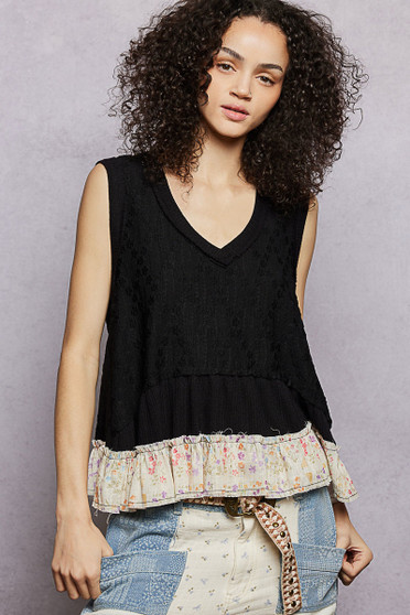 POL Floral Print V-Neck Textured Tank