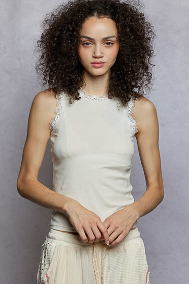 POL Round Neck Cropped Tank with Lace Trim