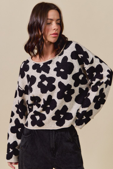 SO ME Loose Fit Flower Lightweight Sweater Top