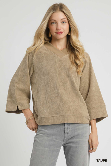 Umgee Textured Knit V-Neck Top