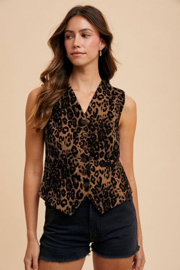 Annie Wear Stretch Leopard Denim Button Down Vest