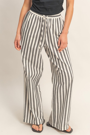 Vertical Striped Elastic Pants With Side Pockets​​​