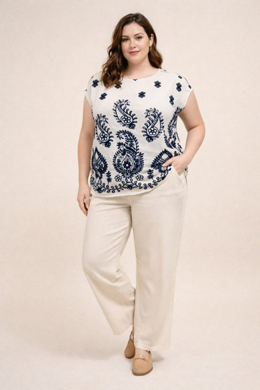 Plus Size Paisley Border Print Button-Shoulder Top​​