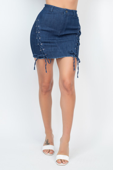 Criss-Cross Distressing Hem Skirt