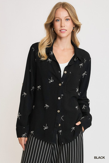 Umgee Linen Blend Fitted Shirt with Ribbon Embroidery Details