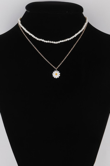 Daisy Flower Pendant Necklace