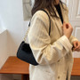 Small bag women's spring retro shoulder bag Messenger bag Trendy armpit bag