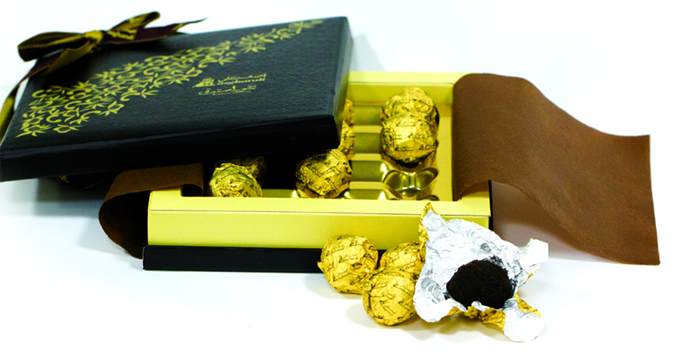 estabraq-open-box.jpg