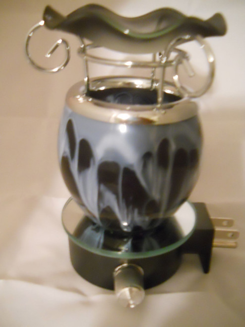 Wax Warmers Scented Fragrance Oil Burner in Black Plug-in Waterfall Design w/ Dimmer Knob