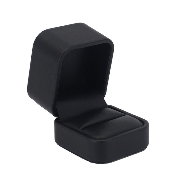 Round Corner Leatherette Single Ring Box