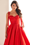 Red Ellie Wilde EW36210 dress with sweetheart neck