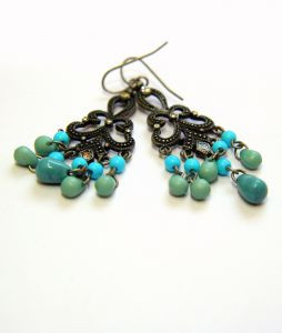 Accessorize Your Cocktail Dress for a Graduation Party