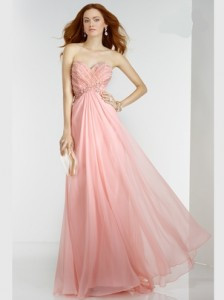 Find the Perfect Style for Your Prom Dress this Year with our Fashion Guides