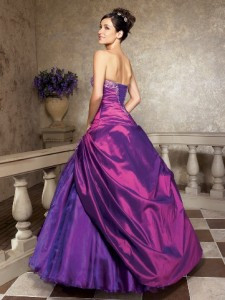 Celebrate your Quinceanera with Traditions