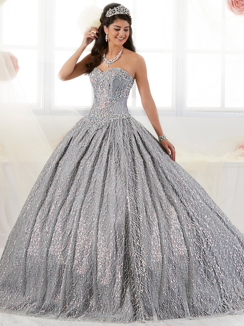 2022 Bicolor Quinceanera Dresses Sweetheart Ball Gown Floor-Length With Beads Tulle Lace Up main image 1