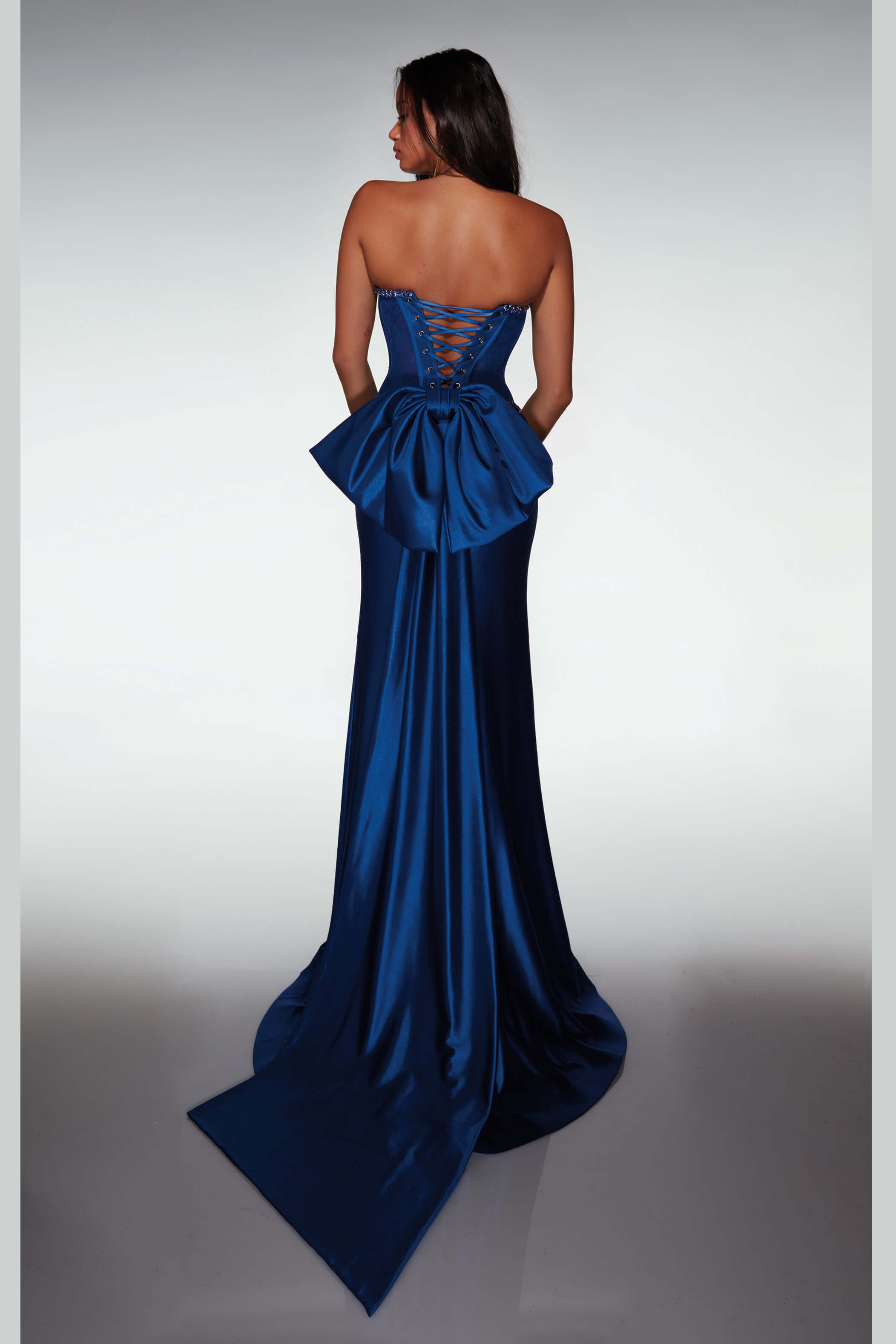 alyce paris royal blue prom dress royal blue prom dress , alyce paris size 000, has a