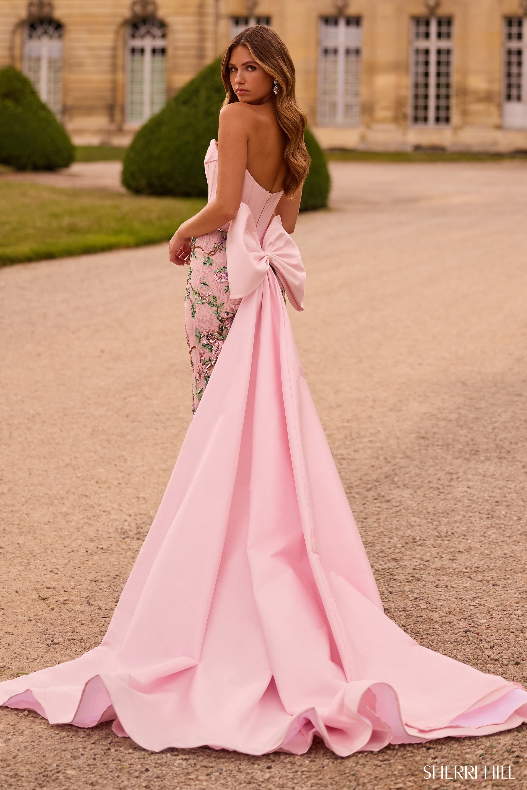 sherri hill pink bow dress Buy style 57560 designed by SherriHill Fuchsia Black are the color options for prom dress style 55756 by Sherri Hill. Buy dress style 57115